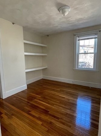 47 Park Ave Ext, Arlington MA 02474-2656 exterior