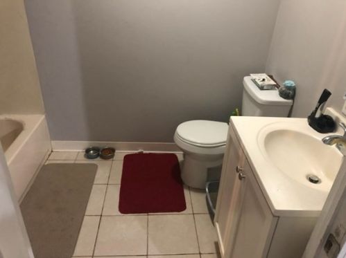 207 Rodman St, Fall River MA 02721-6825 exterior