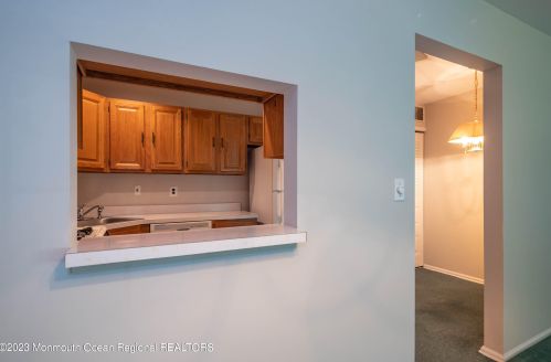 61 Honeysuckle Ln, Tinton Falls NJ 07701-6740 exterior