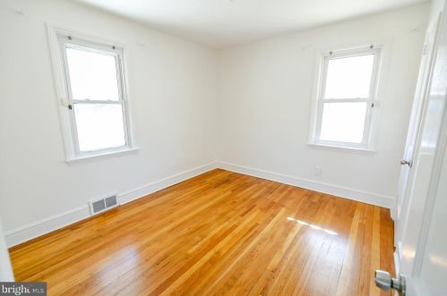 924 Belmont Ave, Camden NJ 08108-3221 exterior