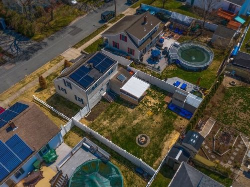 19 Mary St, New Bedford MA 02745-5523 exterior