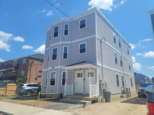 18 Acton St, Lawrence MA  01841-3403 exterior