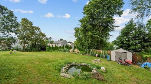 51 Morse Pl, Fall River MA 02724-1346 exterior