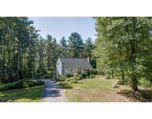10 Wampanoag Dr, Acton, MA 01720-2345