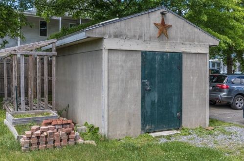 45 Pond St, Winchendon MA 01475-1439 exterior