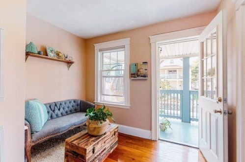 32 Fuller St, Everett MA  02149-4213 exterior