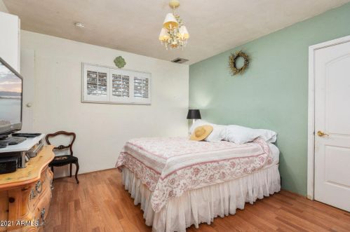 4002 34th St, Phoenix AZ 85008-3819 exterior