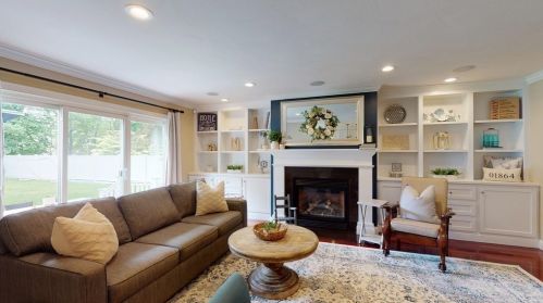 32 Eames St, North Reading MA 01864-2116 exterior