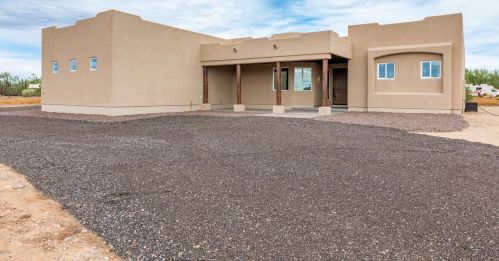 40532 3rd Ave, Phoenix AZ 85086-7203 exterior