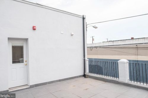 1815 20 St, Philadelphia PA 19145-2048 exterior