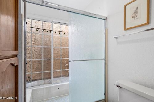 10632 11th St, Phoenix AZ 85020-1180 exterior