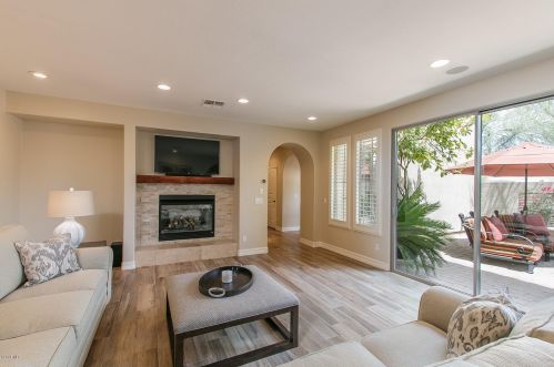 22517 37th Ter, Phoenix AZ  85050-7373 exterior