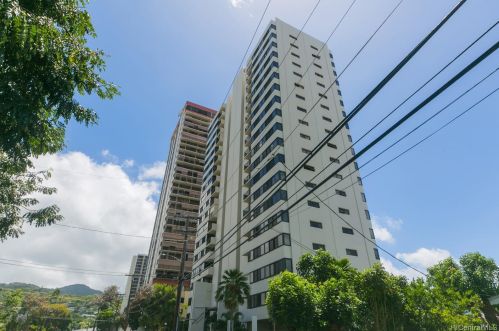 1571 Piikoi St, Honolulu HI  96822-4085 exterior