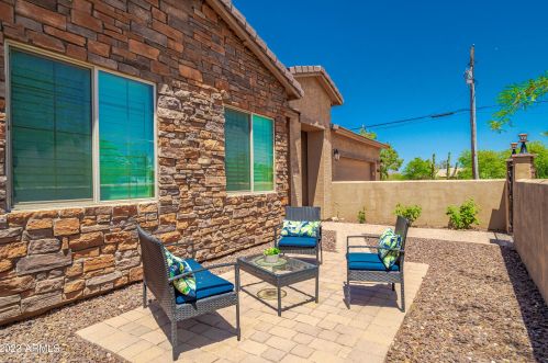 34826 3rd Ave, Phoenix AZ 85023-3640 exterior