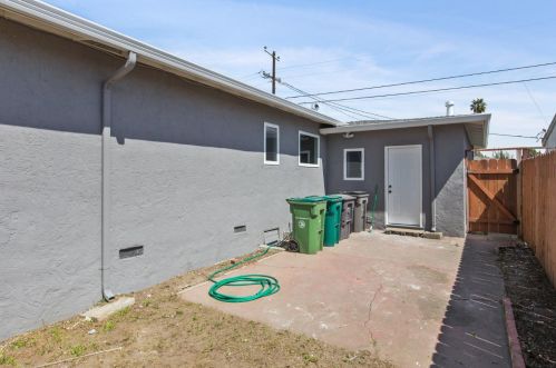 15319 Norton St, San Leandro CA  94579-2128 exterior