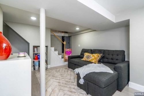 479 Dewitt Ave, Belleville NJ 07109-2508 exterior