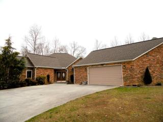 249 Camp Galilee Rd, La Follette TN  37766-5971 exterior