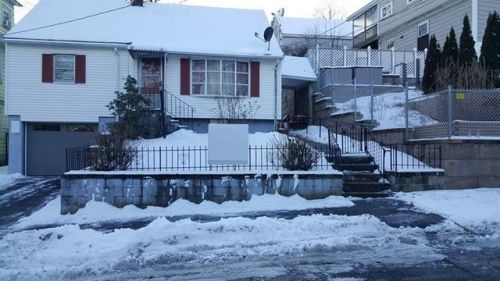 84 Warren St, Lawrence MA  01841-4229 exterior