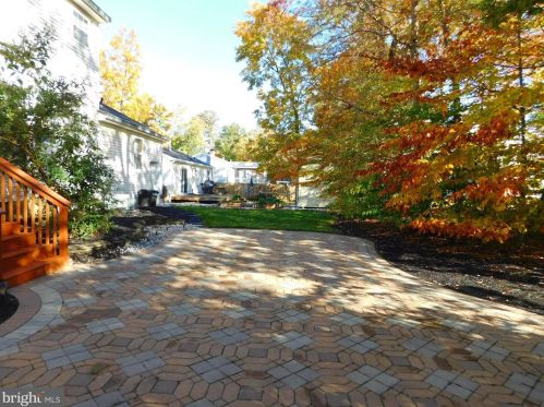 612 Schaeffer Ave, West Deptford NJ 08096-6631 exterior