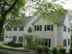 86 Oldham Rd, Newton, MA 02465-2329