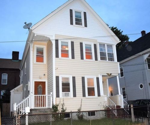 39 Alfred St, Everett, MA 02149-1825