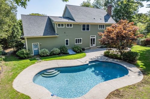 5 Chapel Hill Rd, Beverly MA  01915-1313 exterior