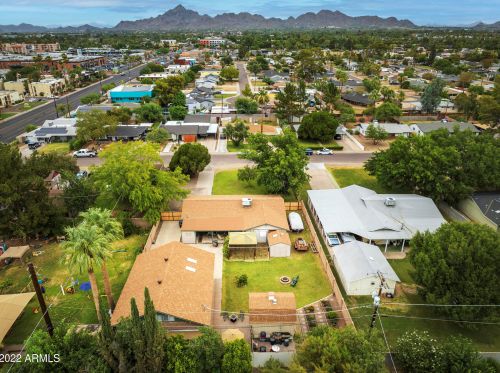 3215 Clarendon Ave, Phoenix, AZ 85018-5707