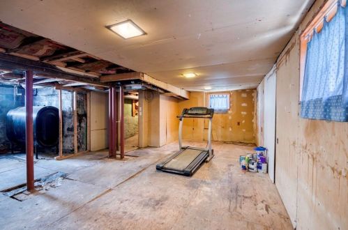 225 Bch St, Quincy MA 02170-2311 exterior