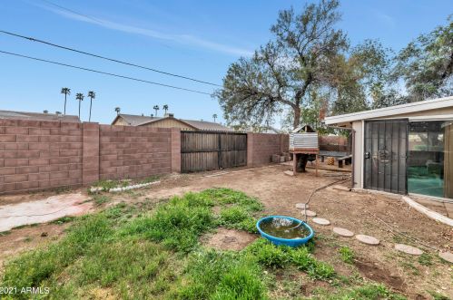 5047 39 Dr, Phoenix AZ 85029-3002 exterior