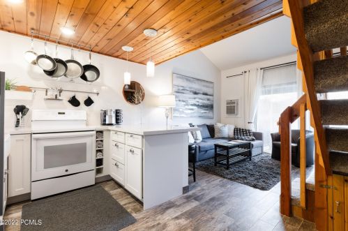 2255 Sidewinder Dr, Park City, UT 84060-7485