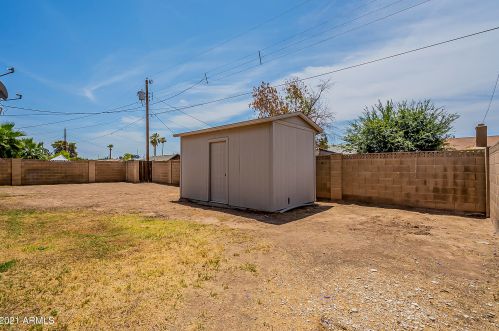 4007 El Caminito Dr, Phoenix AZ 85051-4623 exterior