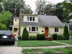 56 Charlemont St, Newton, MA 02461-1908