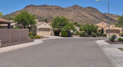 27018 52nd Gln, Phoenix AZ 85083-6308 exterior