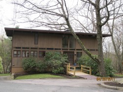 69 Ober Rd, Newton, MA 02459-3100