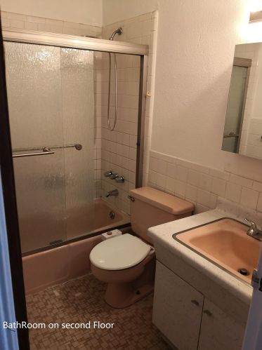 110 Sussex St, East Newark NJ 07029-2121 exterior