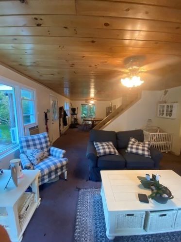 201 Bliss Hl Rd, Royalston MA 01368-8952 exterior