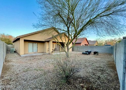 1620 80 Dr, Phoenix AZ 85033-3510 exterior