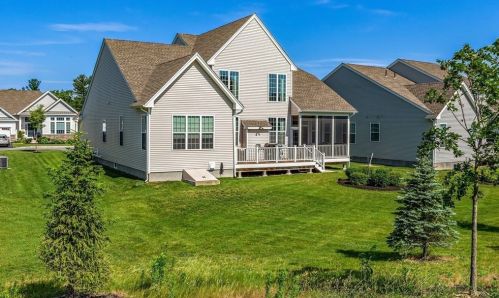 60 Pine Tree Dr, Methuen, MA 01844