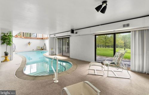 11102 Willow Bottom Dr, Columbia MD 21044-1069 exterior