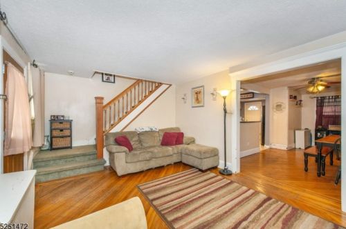 71 Prospect Pl, Belleville, NJ 07109-2526