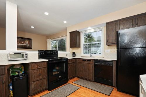 231 Route 28, Harwich MA exterior