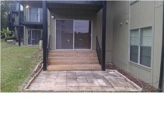 127 Riverbend Dr, Mobile AL  36605-6840 exterior