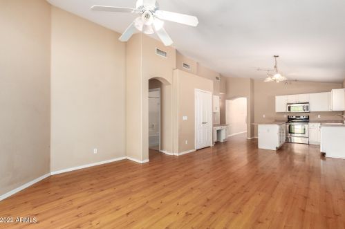 8227 Apache St, Phoenix AZ 85003-2726 exterior