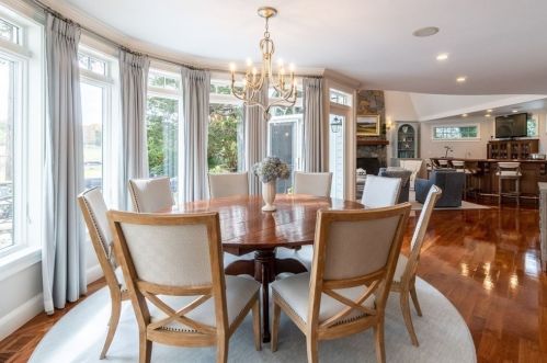 61 Brg St, Hingham MA 02061-2333 exterior