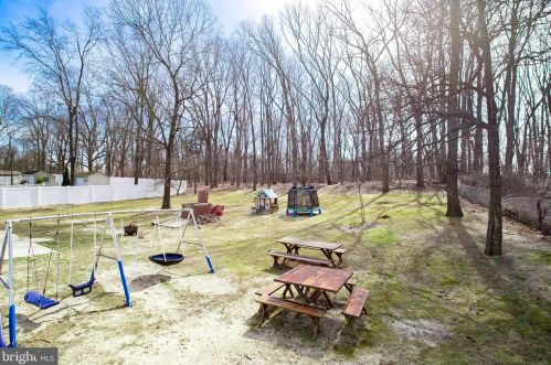 808 Mail Ave, West Deptford NJ  08096-6515 exterior