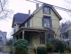 93 Eldredge St, Newton, MA 02458-2005