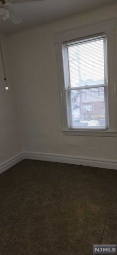 152 Devon Ter, Kearny NJ  07032-3332 exterior