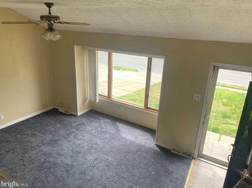 197 Lincoln Ave, West Deptford NJ 08066-1136 exterior