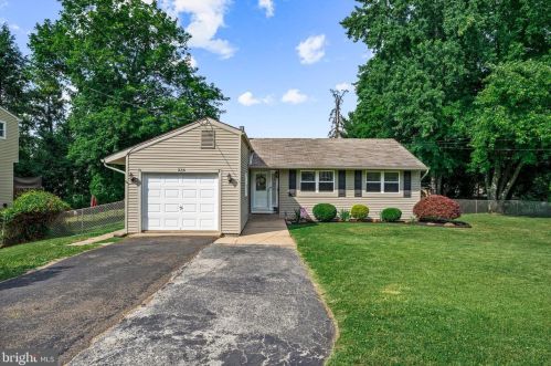 236 Mantua Blvd, West Deptford, NJ 08051-1038