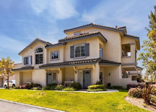 8065 Treeview Ct, Anaheim CA  92808-1553 exterior